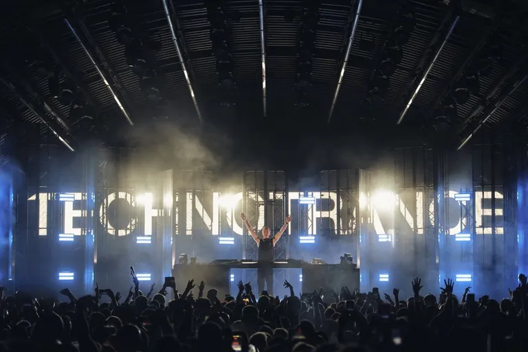 Armin Van Buuren 