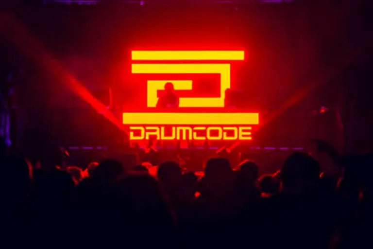 Drumecode, Rave