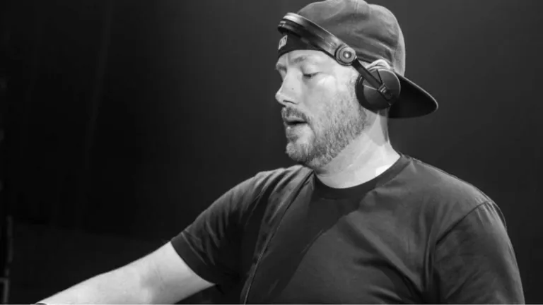 Eric Prydz durante una presentación como Pryda, proyecto de progressive house con seis EPs anunciados para una nueva etapa musical.