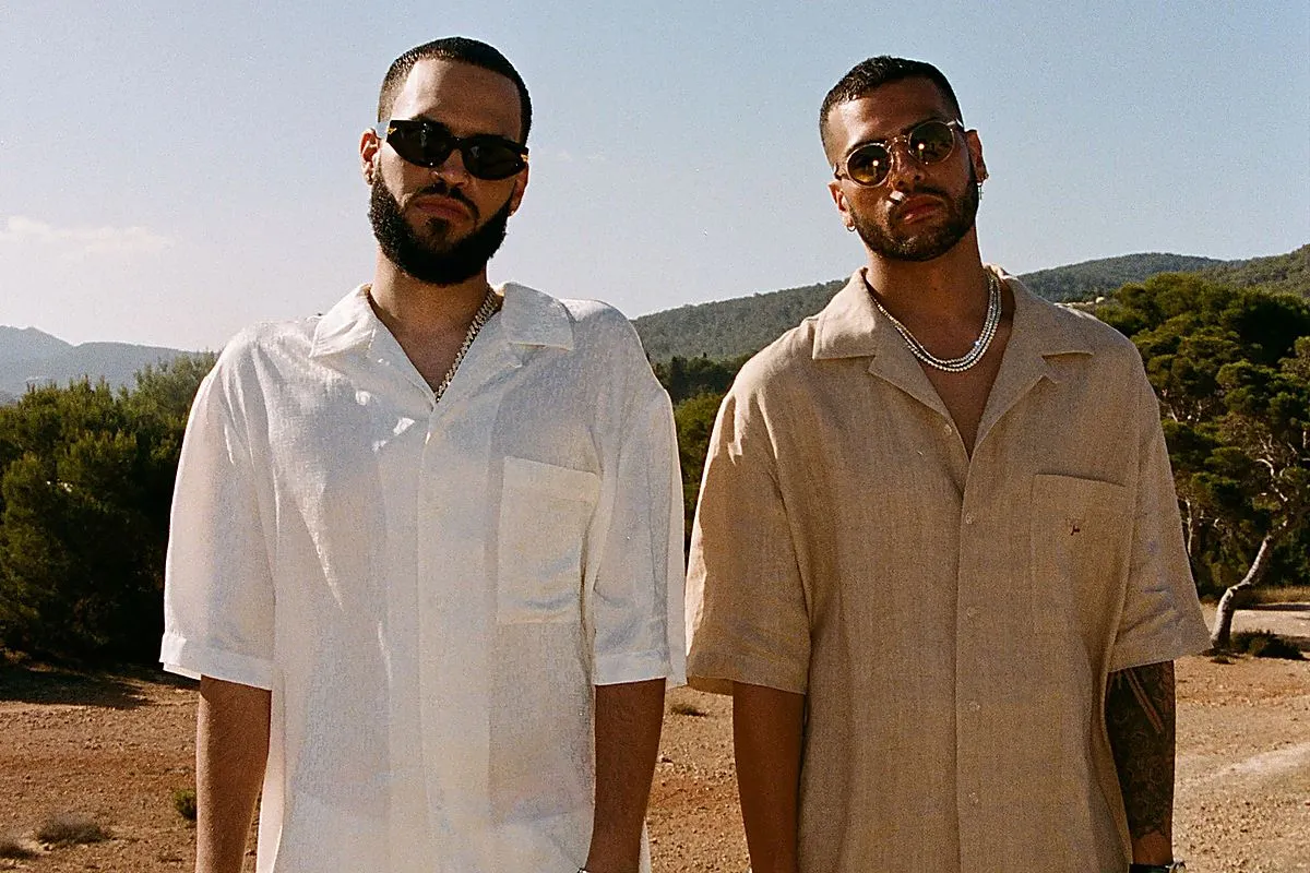 The Martinez Brothers, dúo de DJs de Nueva York que participó en el cierre de temporada 2026 de [UNVRS] Ibiza.